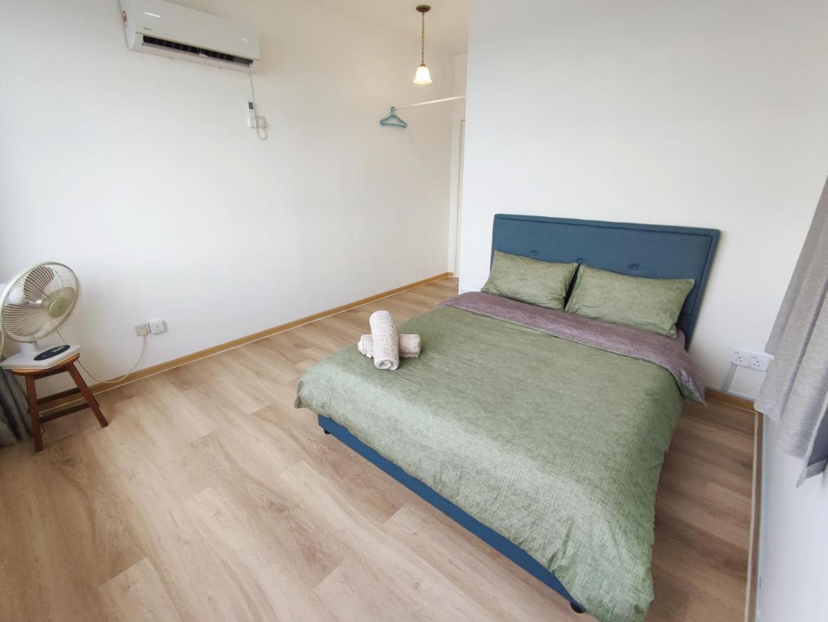 Muji Homestay Kuching Scenic View 2 Bedrooms Entire Apartment Bagian luar foto